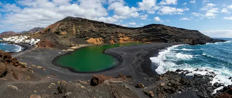 Descubrir la laguna verde de El Golfo