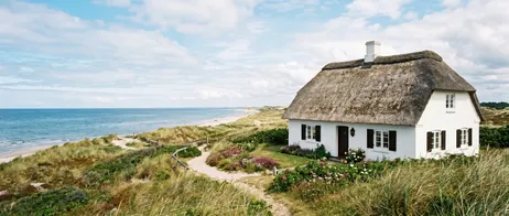Dänemarks Architektur: Weiße Häuser mit Charakter Dänemarks Architektur: Weiße Häuser mit Charakter