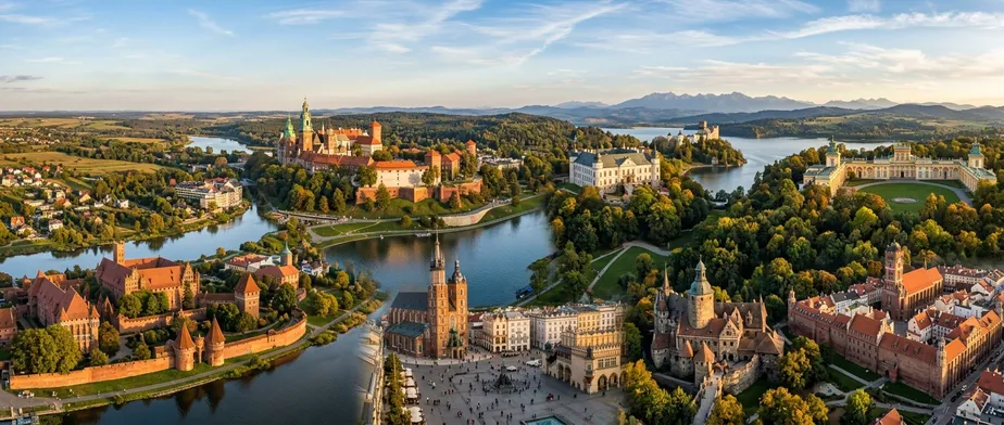 Discover Castles, Palaces and Historic Architecture in Poland