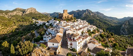 Monda in Andalusia: White Village with History